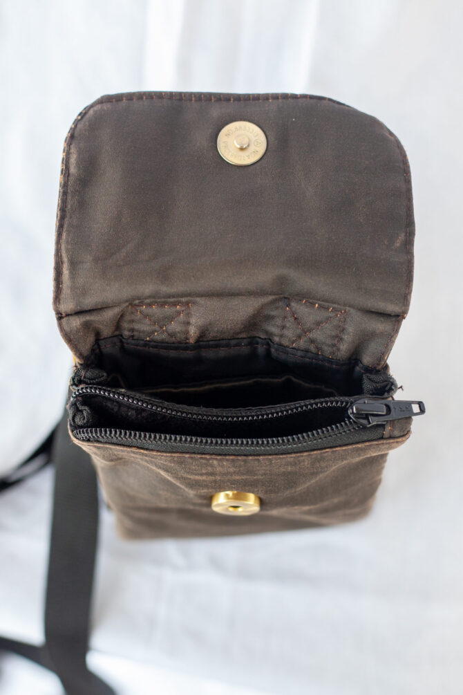 Crossbody Accessories Bag - Image 5