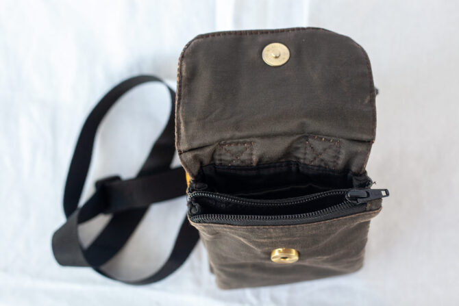 Crossbody Accessories Bag - Image 7